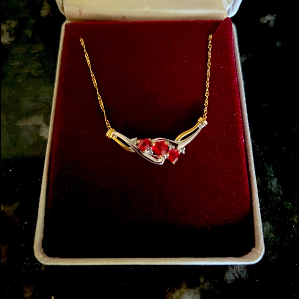 14k gold and ruby necklace